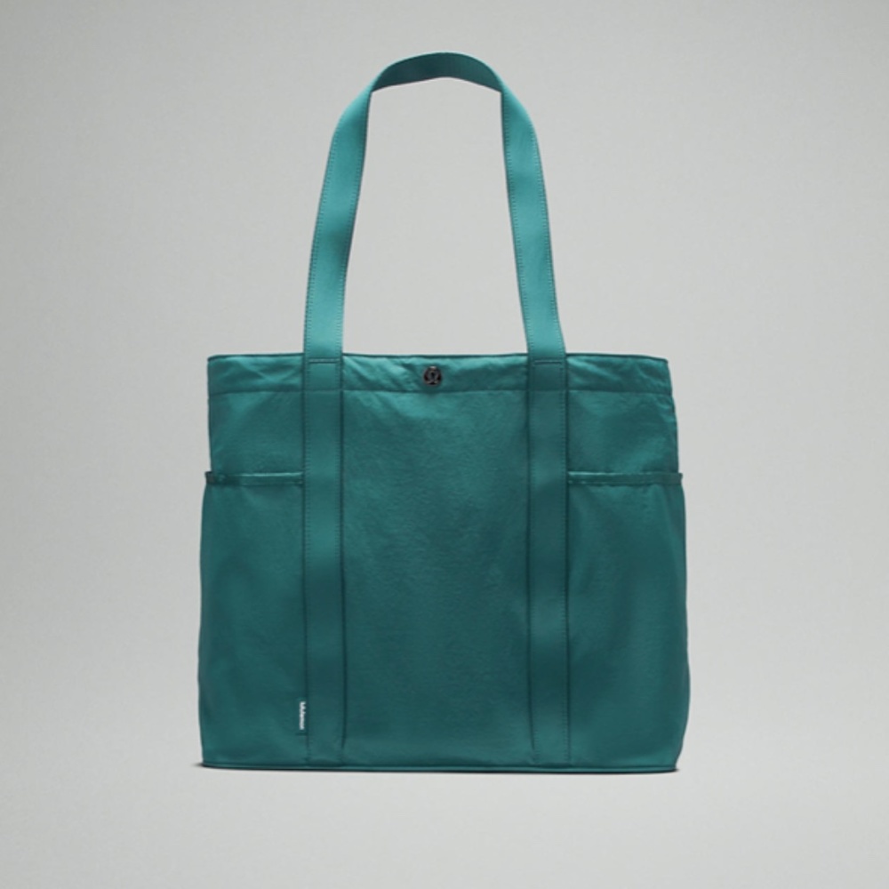 Lululemon - Daily Multi-Pocket Tote Bag 20L, Storm Teal, New w/ Tags